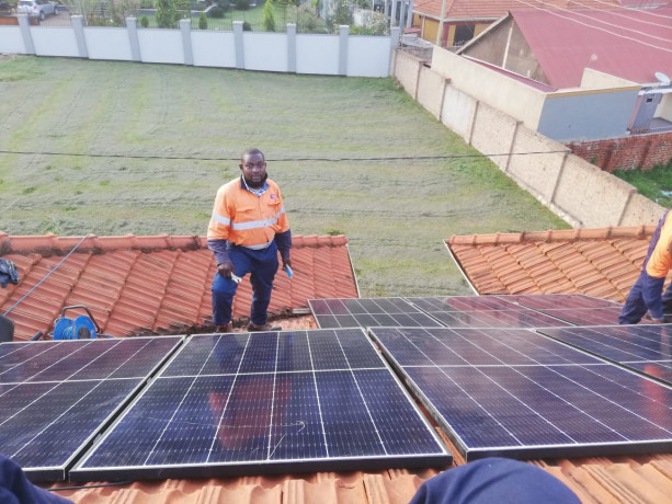 solar-panels-in-uganda-for-sale-big-0