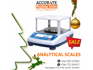  High precision analytical balance with perfect absolute precision