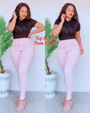 high-waist-jeans-available-big-4