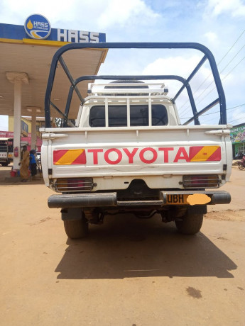2014-toyota-land-cruiser-hardtop-hardtop-big-1
