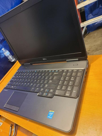 dell-latitude-e5540-intel-core-i3-4th-gen-big-3