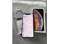 iphone-xs-max-512gb-small-1