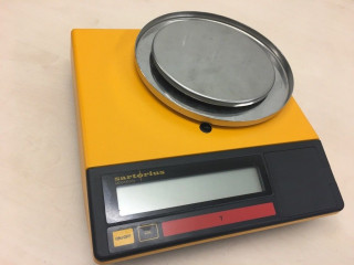 Laboratory high precision electric balance weigh scale