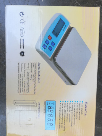 kitchen-weighing-scales-for-bakery-big-0